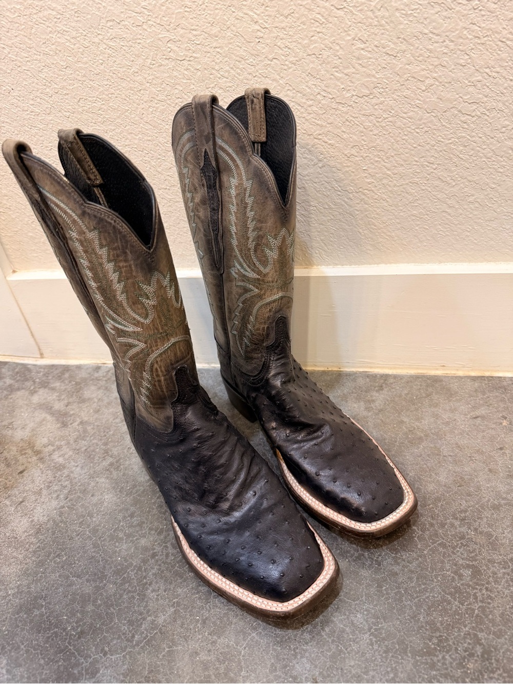Women’s Black Western Cowboy Boots Full Quill Ostrich